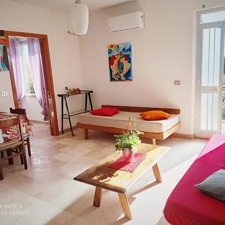 S'ortali Holiday House Тортоли